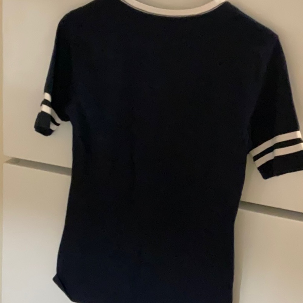 Woman’s Penn State T-shirt - Picture 5 of 7